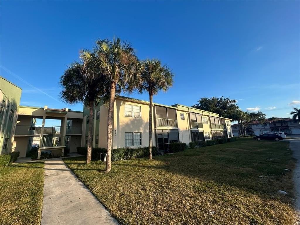 4147 Northwest 90th Avenue #206