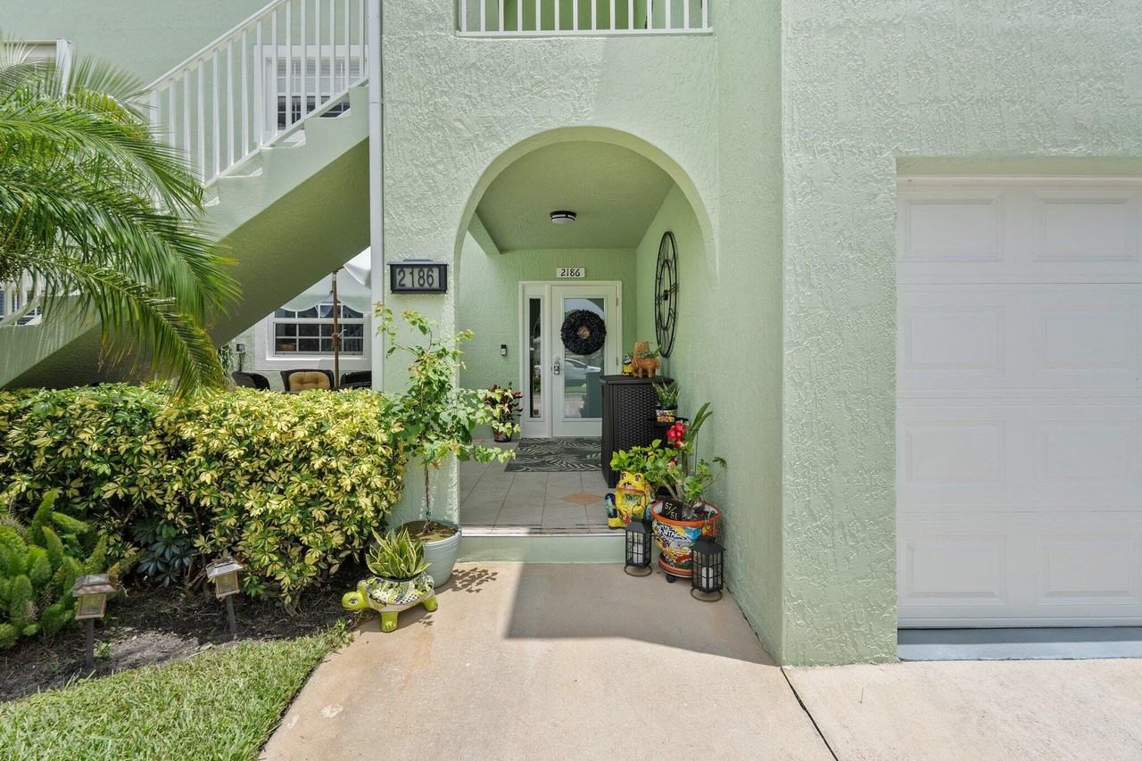 2186 Se Wild Meadow Cir - Photo 7 of 50