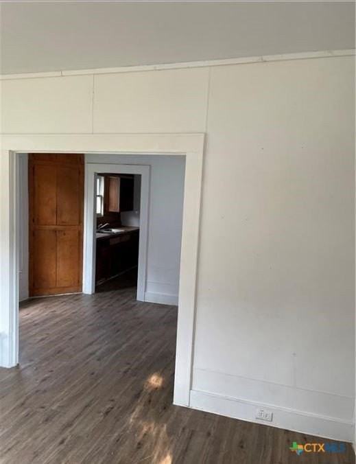 815 S 33rd St - Photo 3 of 8