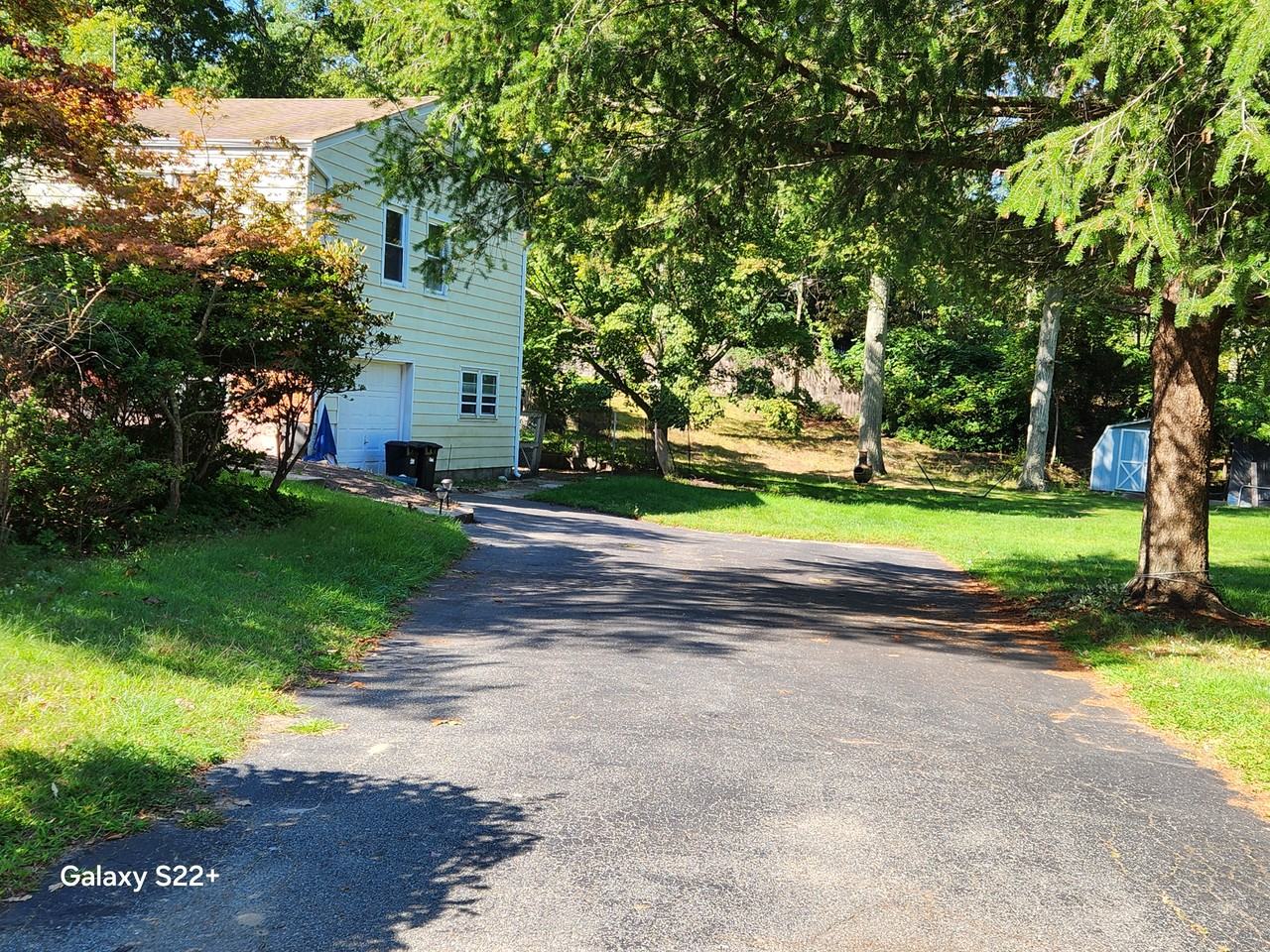 4 Norman Drive - Photo 2 of 28