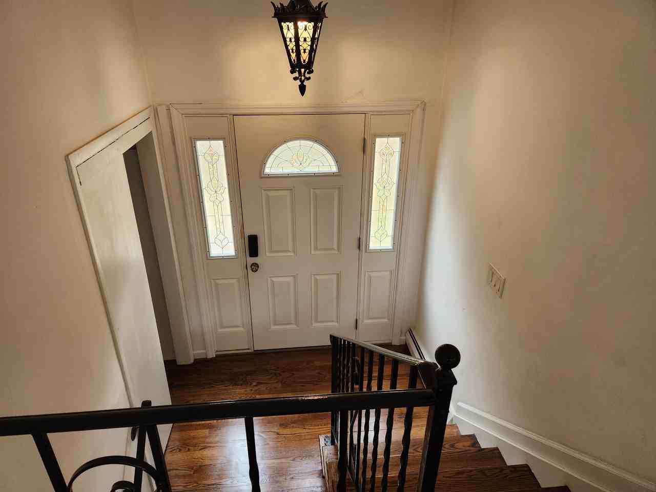 4 Norman Drive - Photo 3 of 28