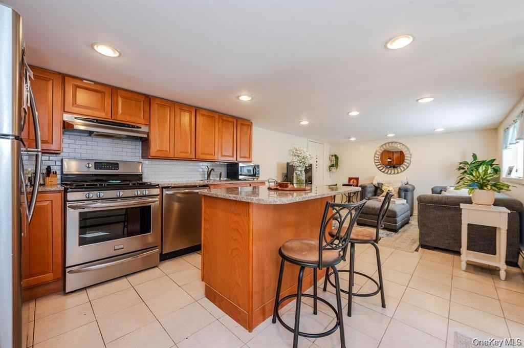 311 Washington Boulevard - Photo 3 of 18