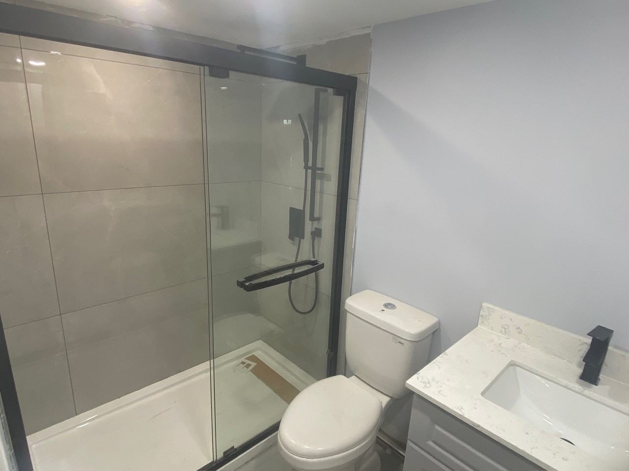 Yonge St & Stouffville Rd #1 - Photo 3 of 12