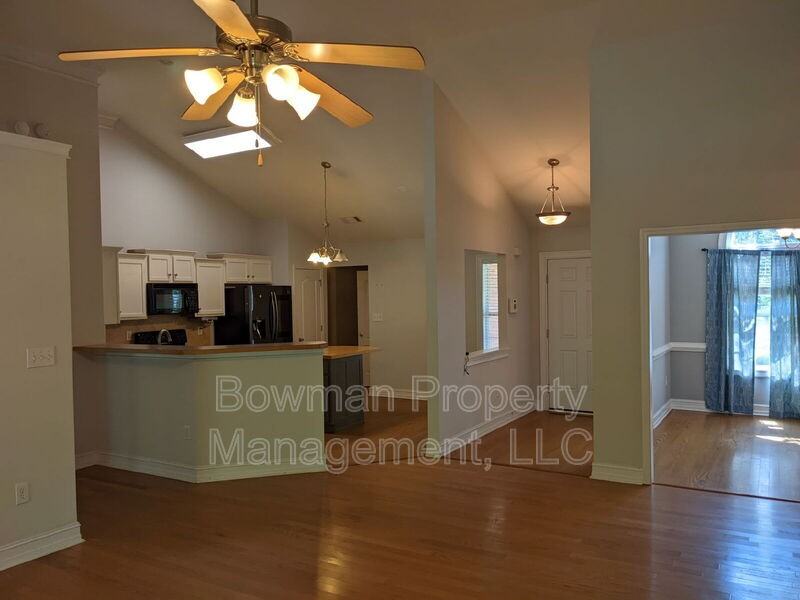 503 Southern Court - Photo 6 of 36