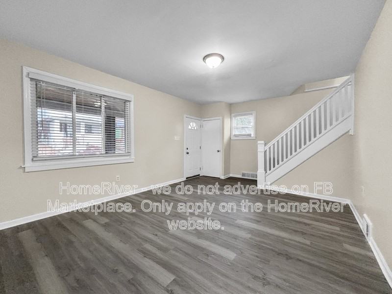 1523 Foliage Street - Photo 2 of 18