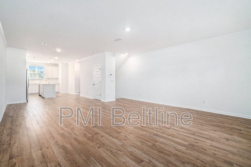 6229 Honeybell Aly - Photo 2 of 30