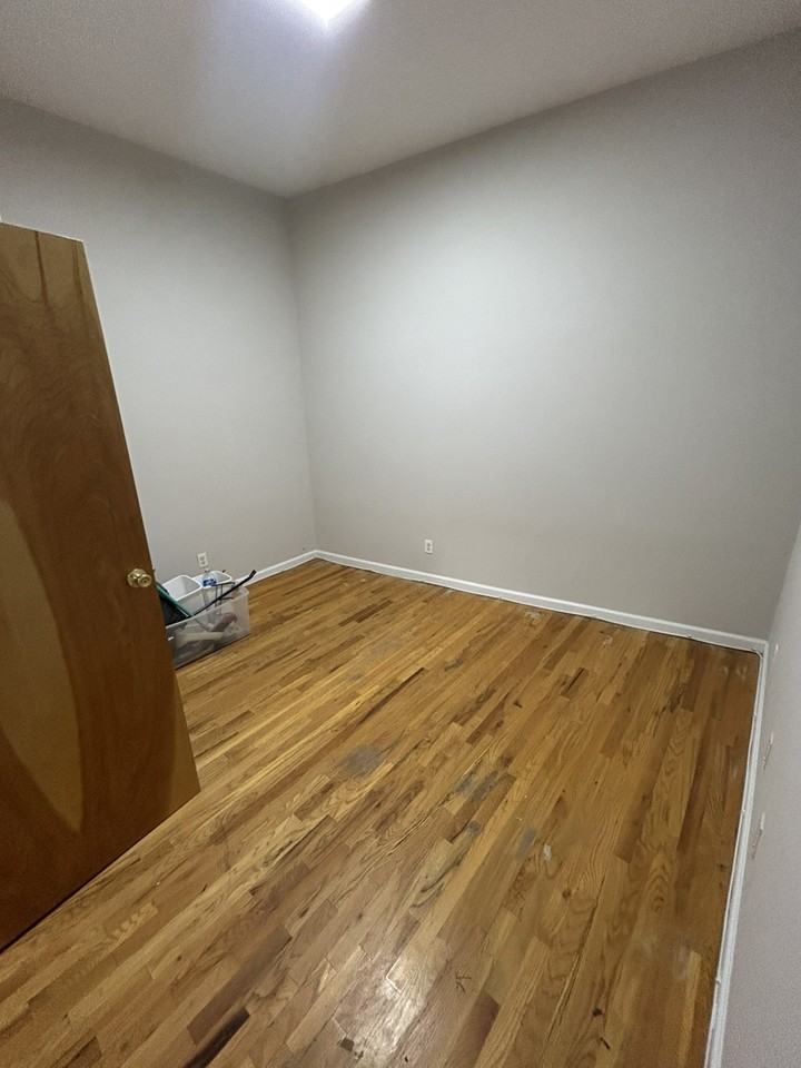 26 Ferry St - Photo 5 of 7