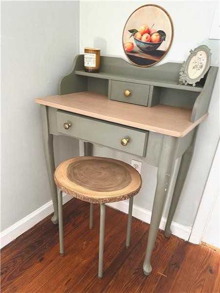 5870 Quarterwood Rd - Photo 3 of 8