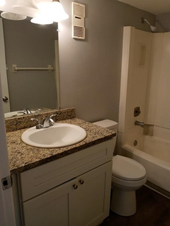 Palmetto Square Apartments - Photo 7 of 12