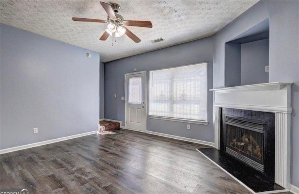 6316 Ellenwood Drive - Photo 6 of 19