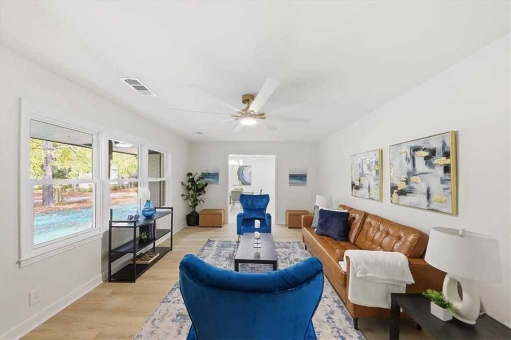 3488 Richmond Drive Southeast - Photo 3 of 36