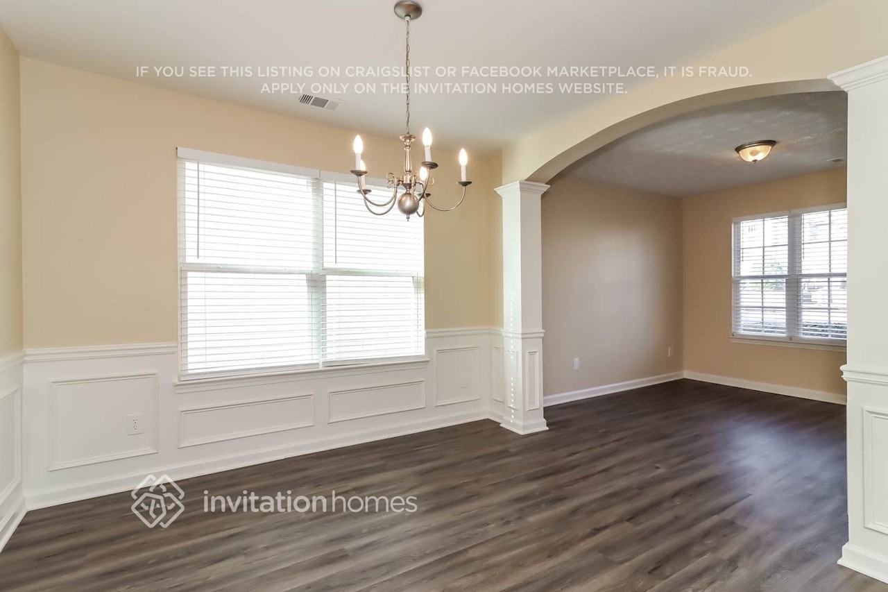 9448 Lakeview Rd #46 - Photo 6 of 17