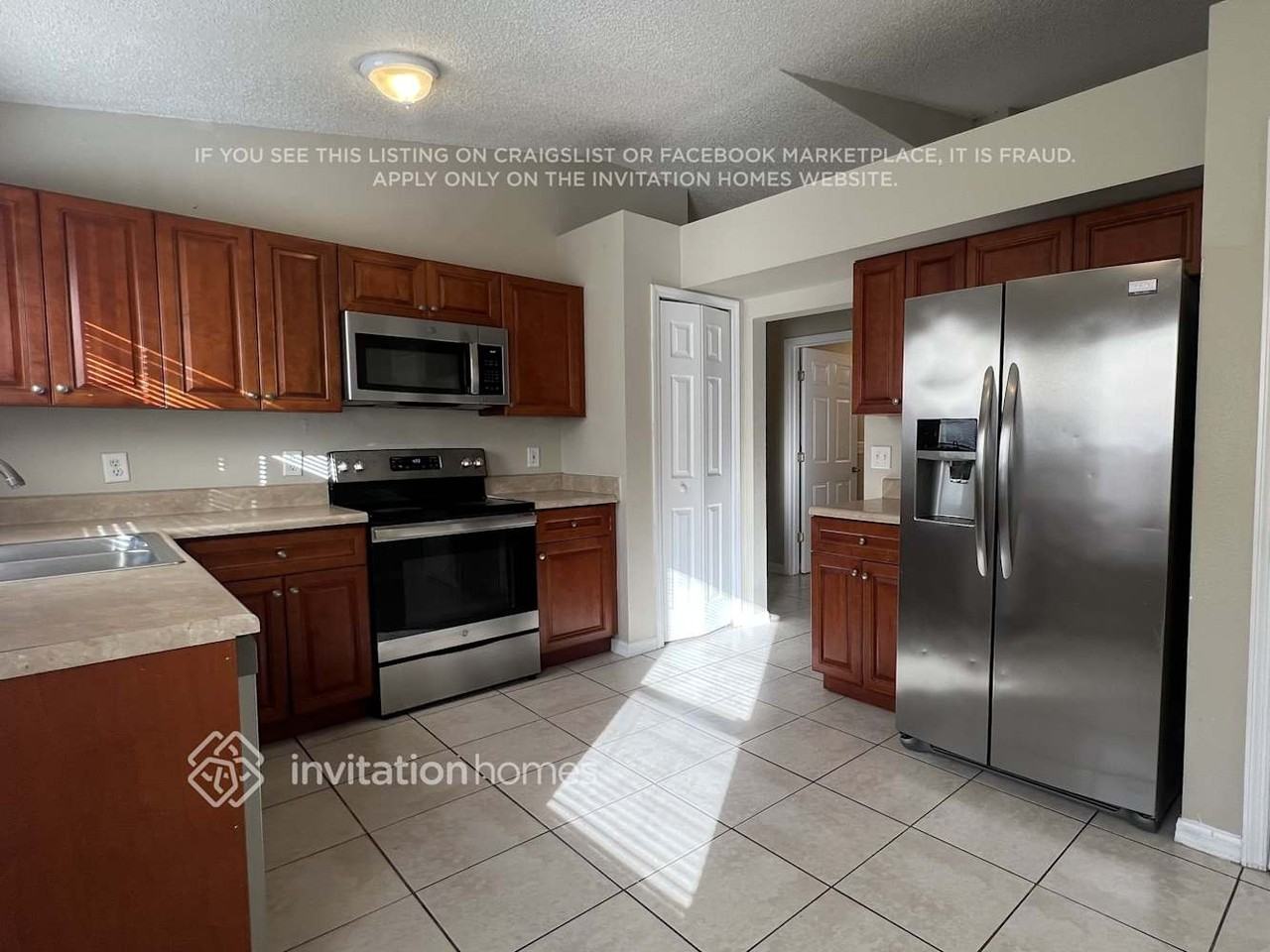 1113 Winding Water Way - Photo 7 of 19