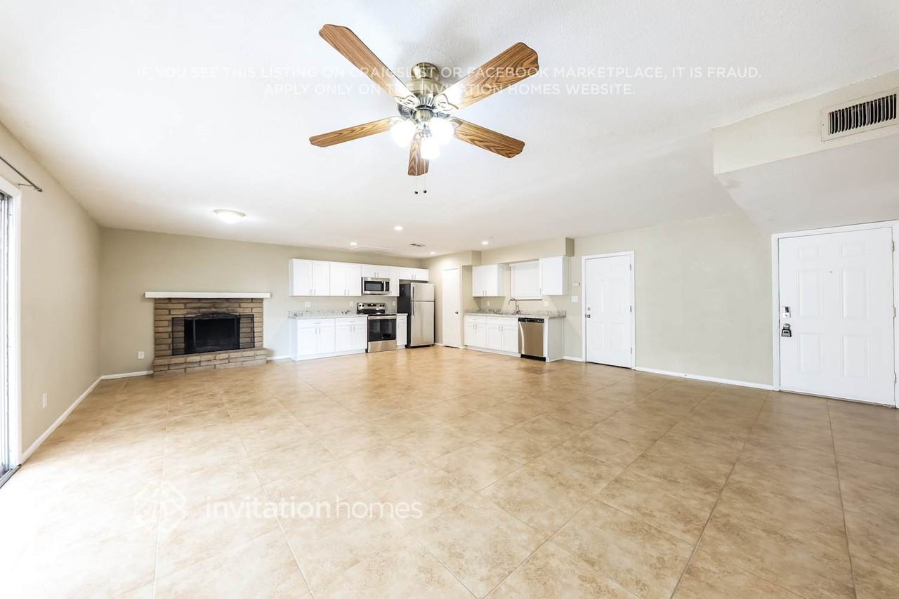 1030 West Anderson Drive - Photo 4 of 17