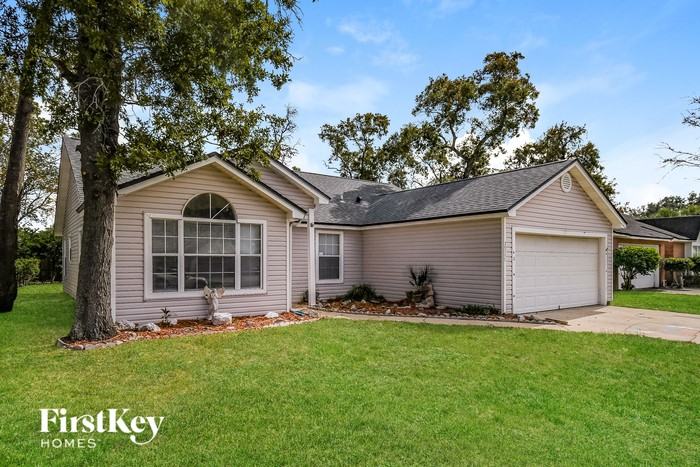 3311 Secret Isle Lane - Photo 2 of 15