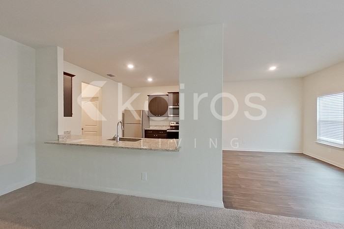 3958 Turtle Creek - Photo 6 of 26