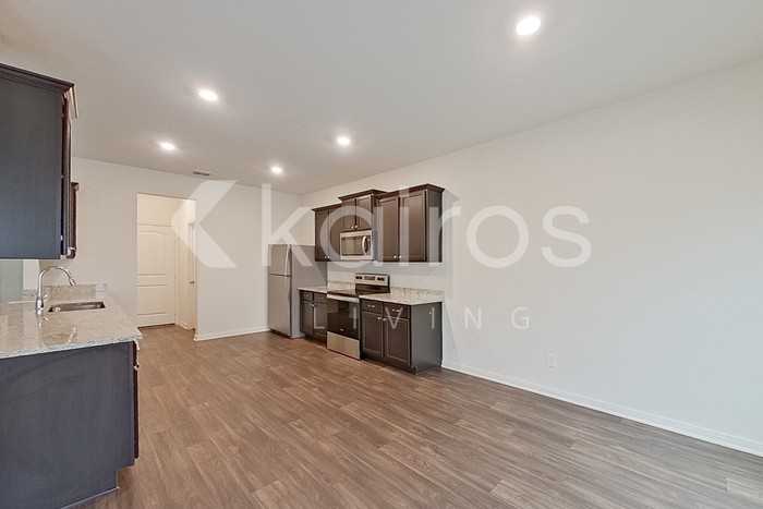 3958 Turtle Creek - Photo 7 of 26