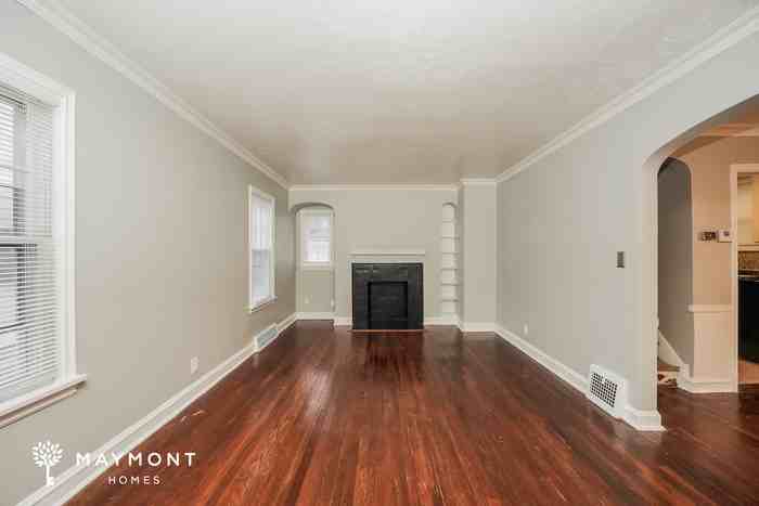 19600 Milan Dr - Photo 7 of 15