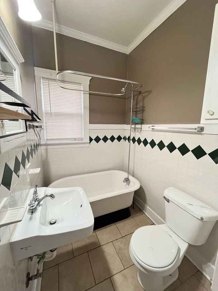 1908 North Billen Avenue - Photo 3 of 20