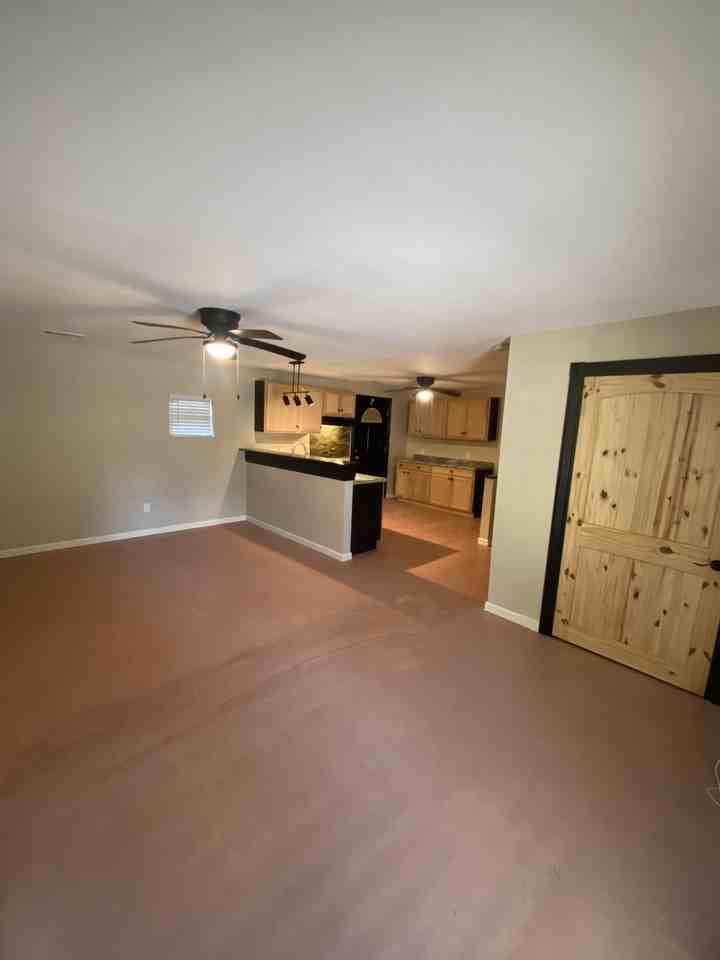 3540B N Foster Dr #NA - Photo 2 of 8