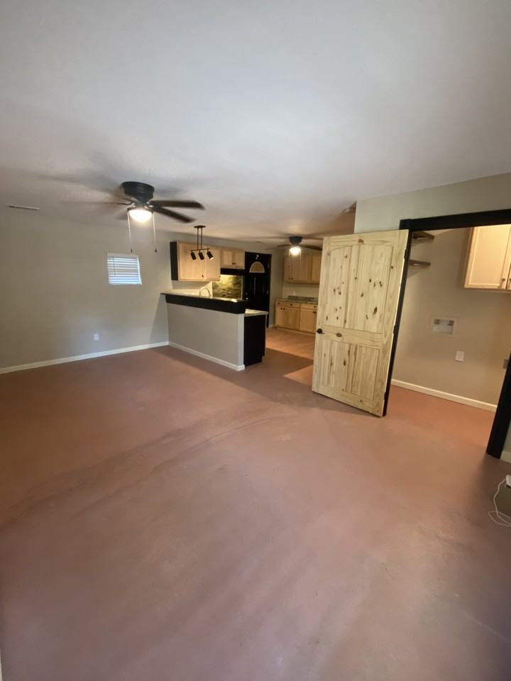 3540B N Foster Dr #NA - Photo 4 of 8