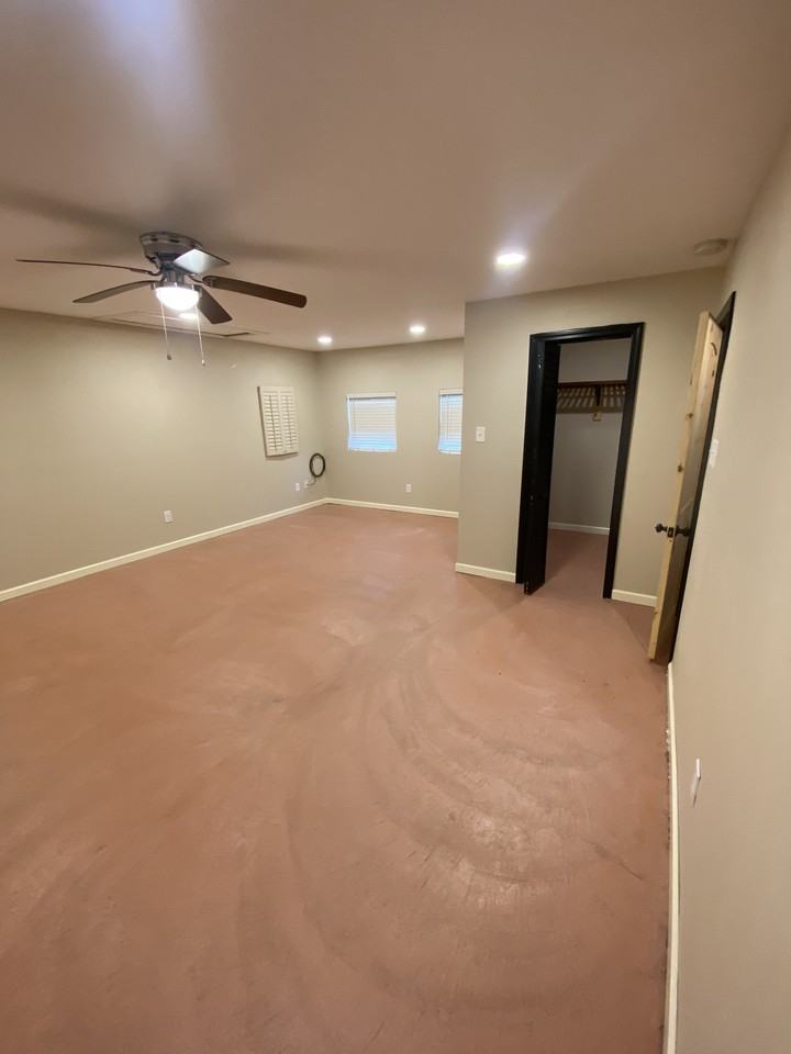 3540B N Foster Dr #NA - Photo 5 of 8