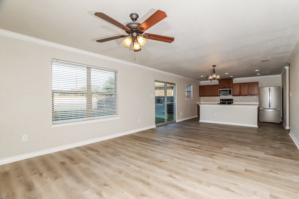 7727 Heavenly Arbor - Photo 5 of 16