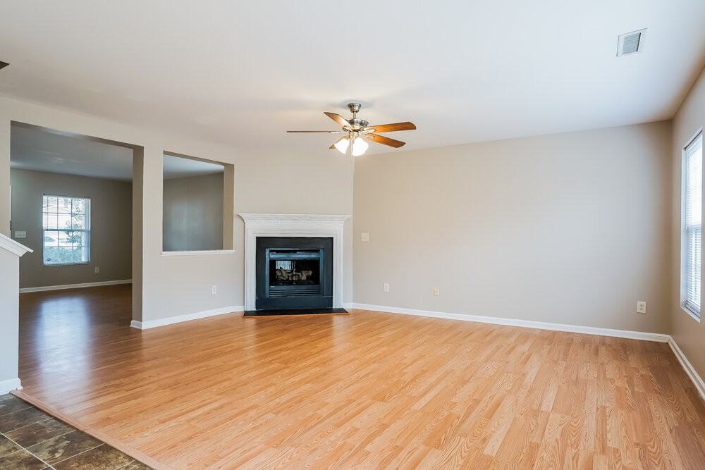 107 Sleeper Car Ln - Photo 5 of 17