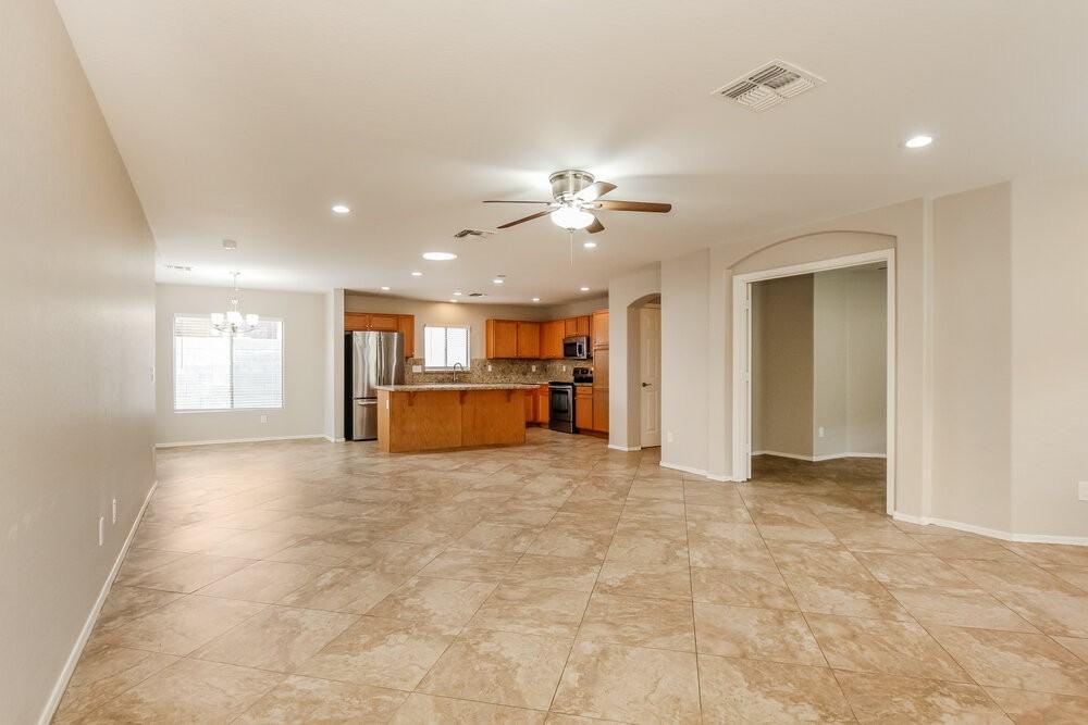 12913 N 127th Ln - Photo 4 of 16