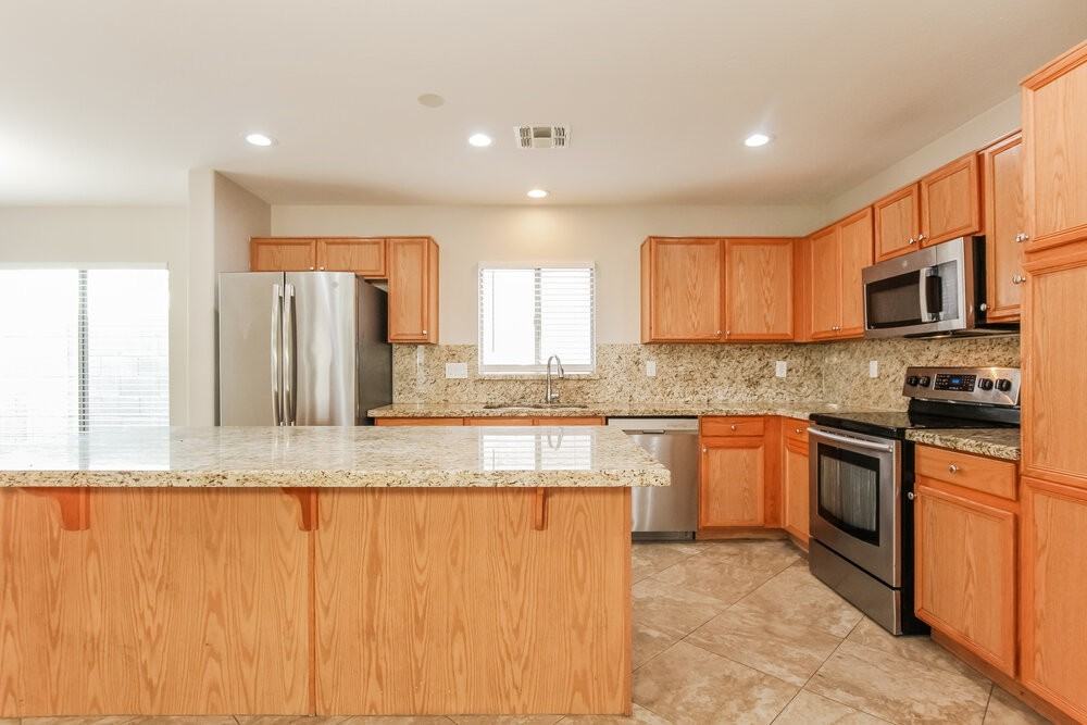 12913 N 127th Ln - Photo 6 of 16