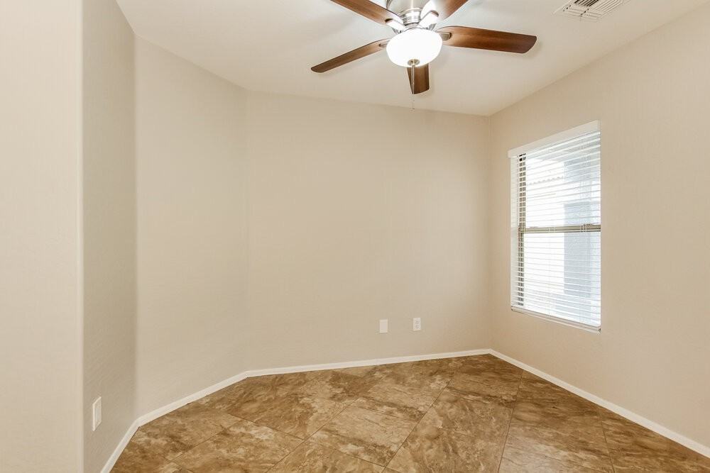 12913 N 127th Ln - Photo 7 of 16