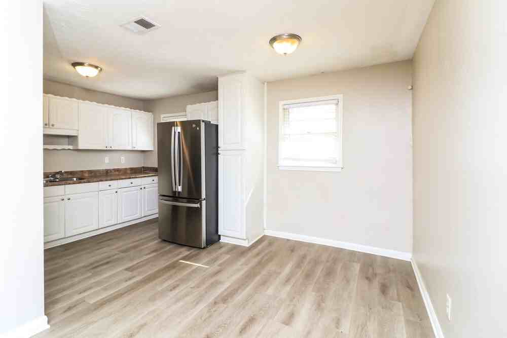 3564 Briar Dr - Photo 7 of 16