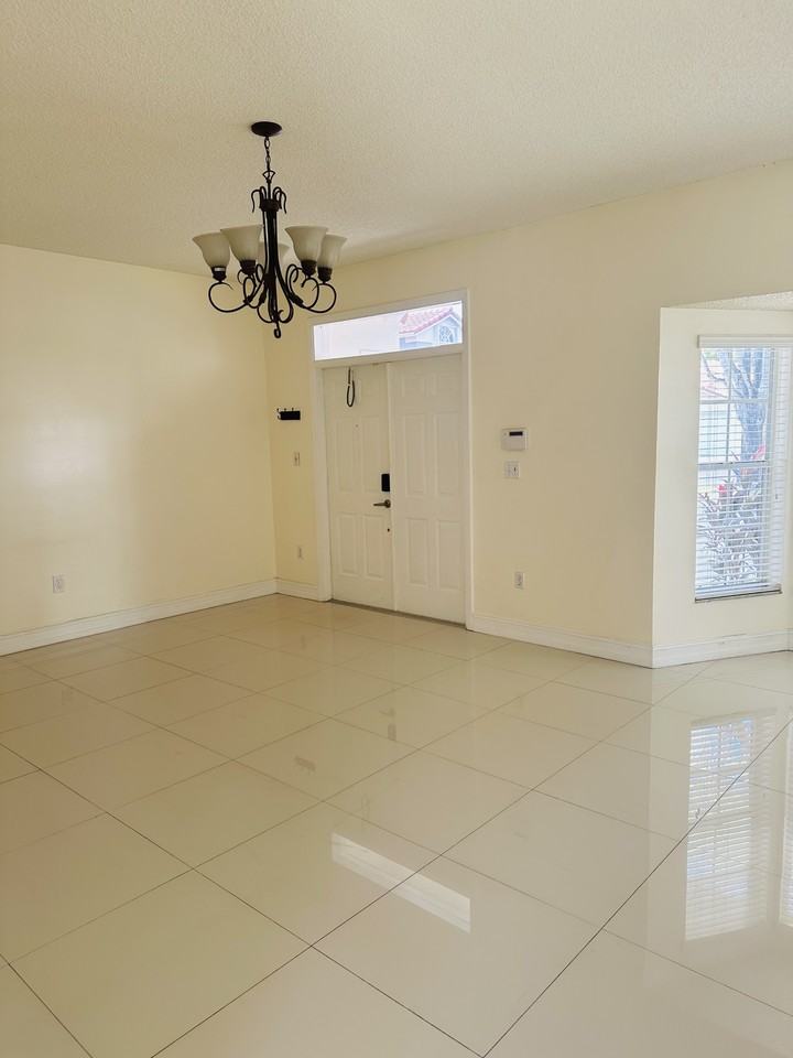 5773 Northwest 99th Avenue #NA - Photo 6 of 30