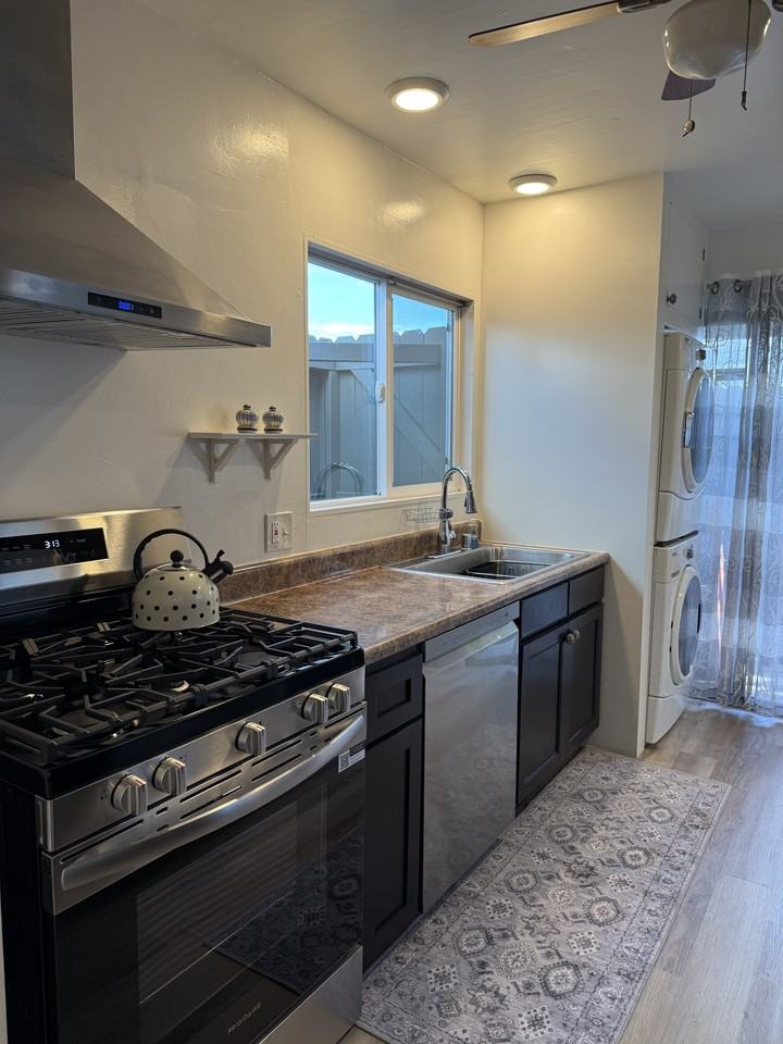 1388 Siwanoy Drive #NA - Photo 6 of 15