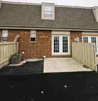 749 N Maple St - Photo 1 of 1