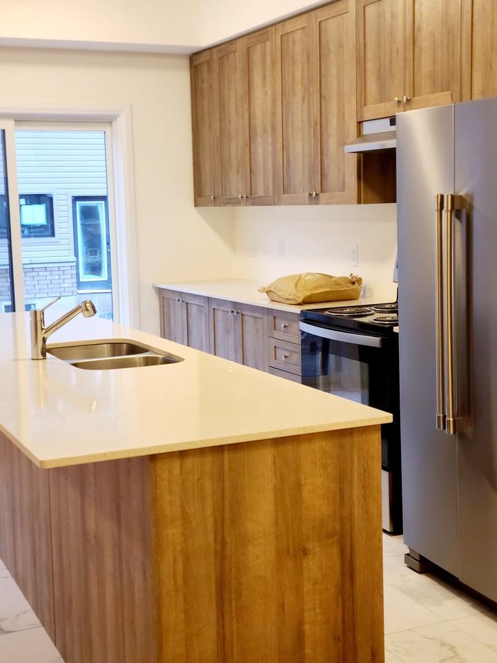 Adelaide Street - Photo 5 of 12