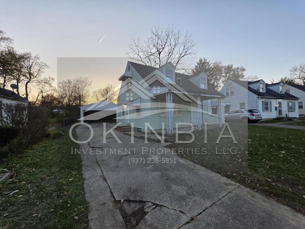 323 Verona Drive - Photo 3 of 24