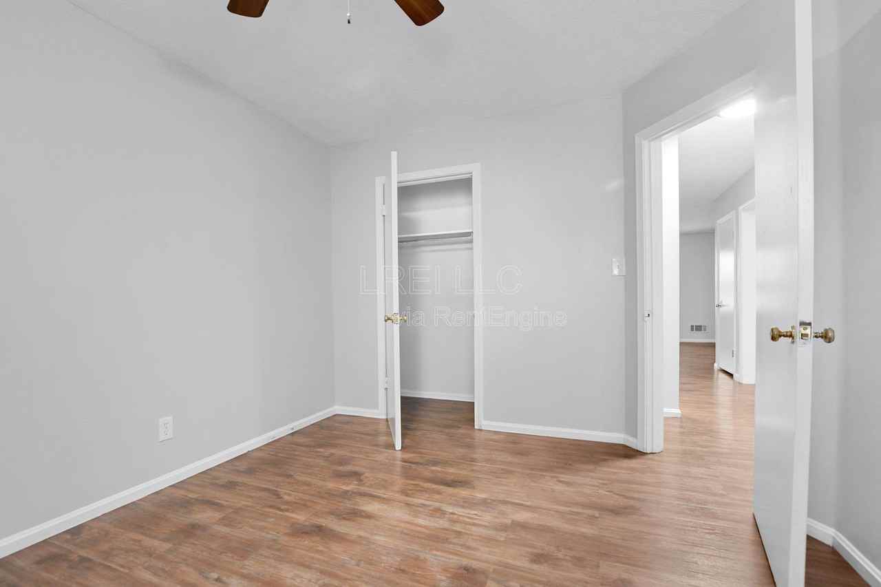 3316 Noe Way #18 - Photo 5 of 10