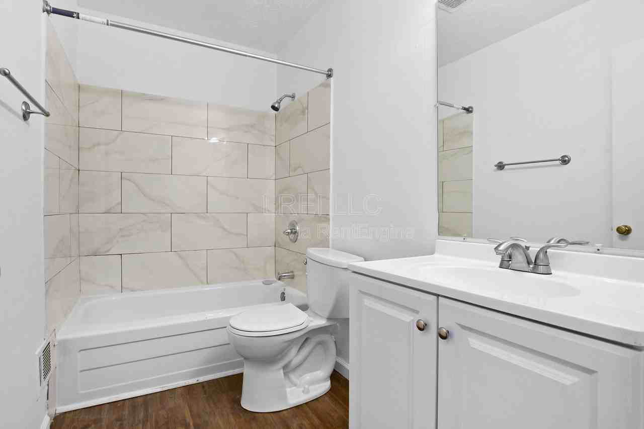 3316 Noe Way #18 - Photo 7 of 10