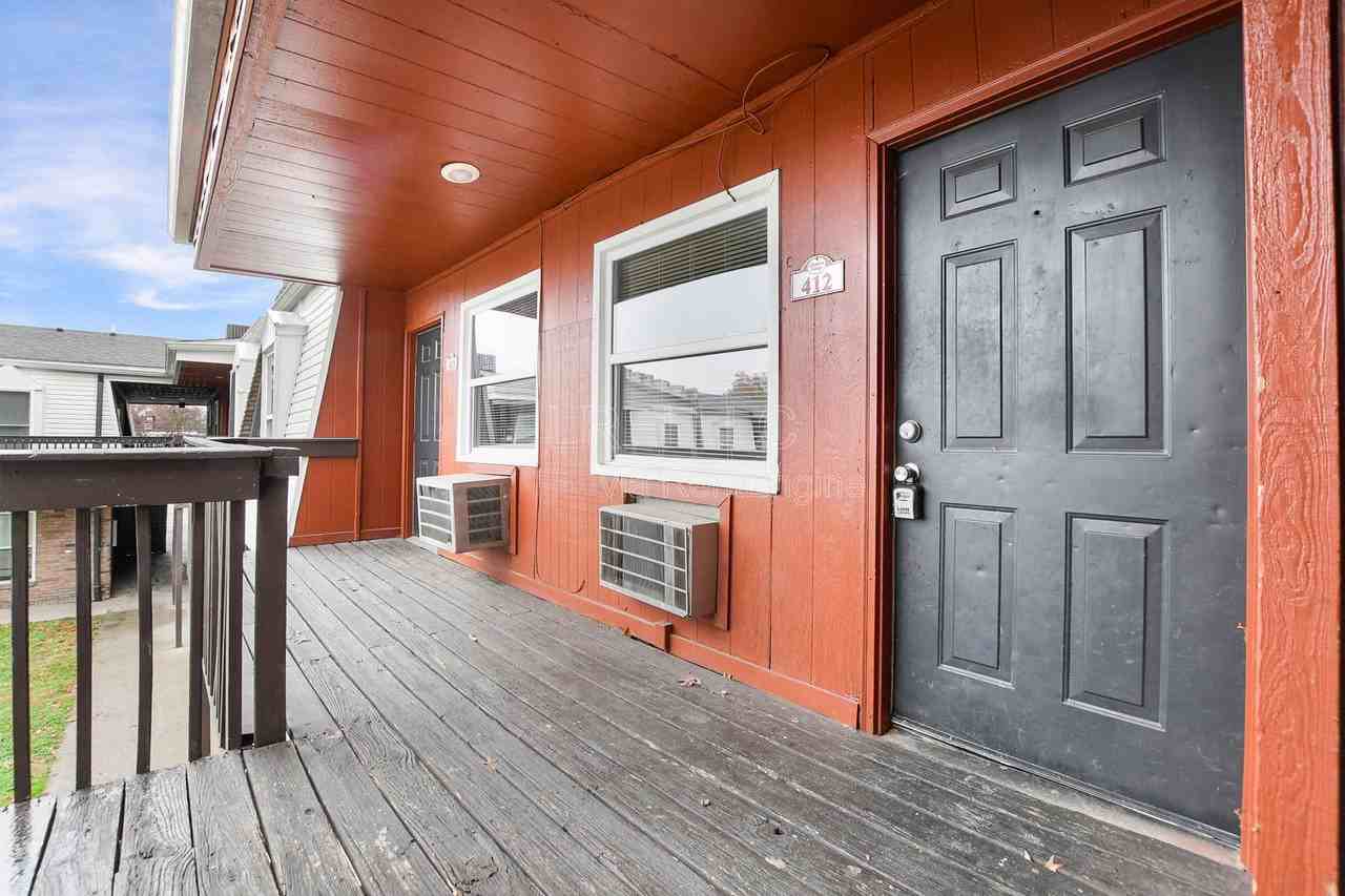 412 Poplar Level Court #412 - Photo 3 of 15