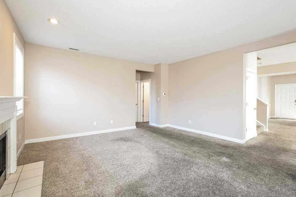 5834 Long Lake Ln - Photo 6 of 17