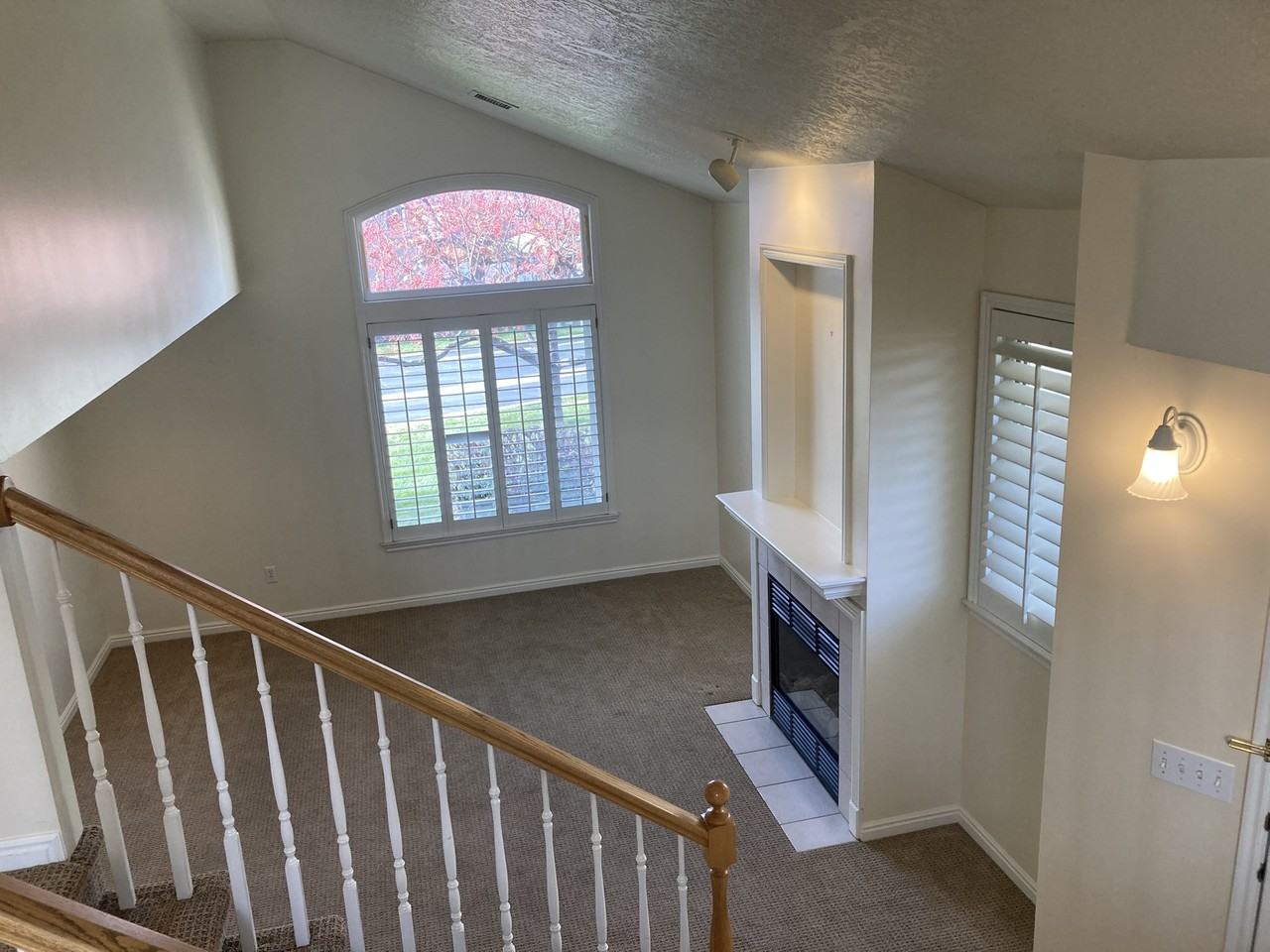 4477 South Hampton Crest Cove - Photo 3 of 14