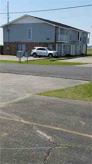 120 Oakridge Avenue #Apt B