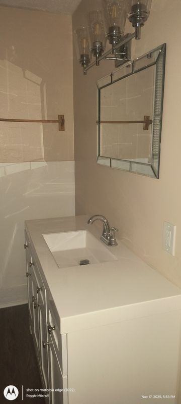 1237 E Anderson St - Photo 6 of 7