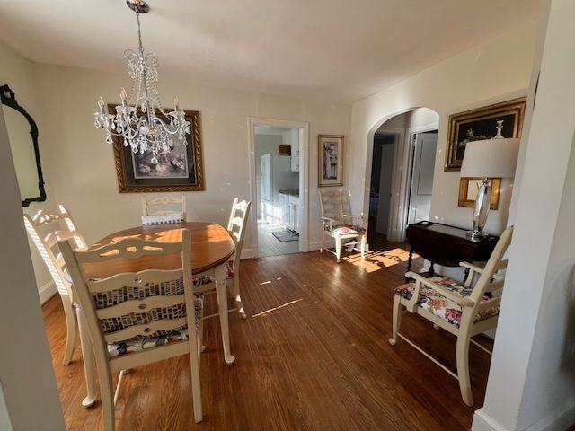 1028 Pinckardsville Road - Photo 3 of 31