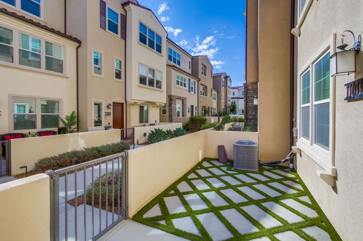 Peyton Way - Photo 2 of 16