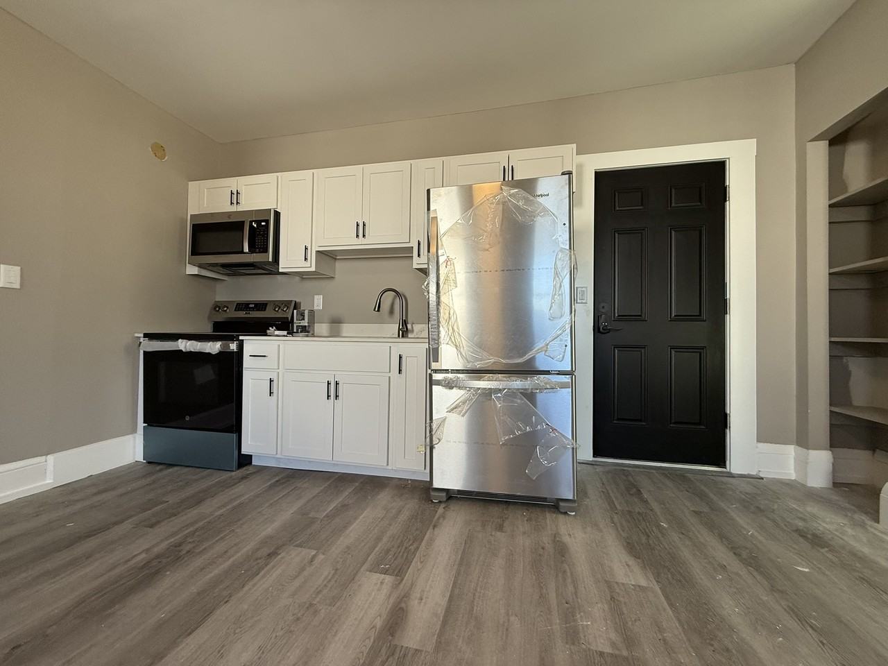 39 Winter St #4 - Photo 7 of 8