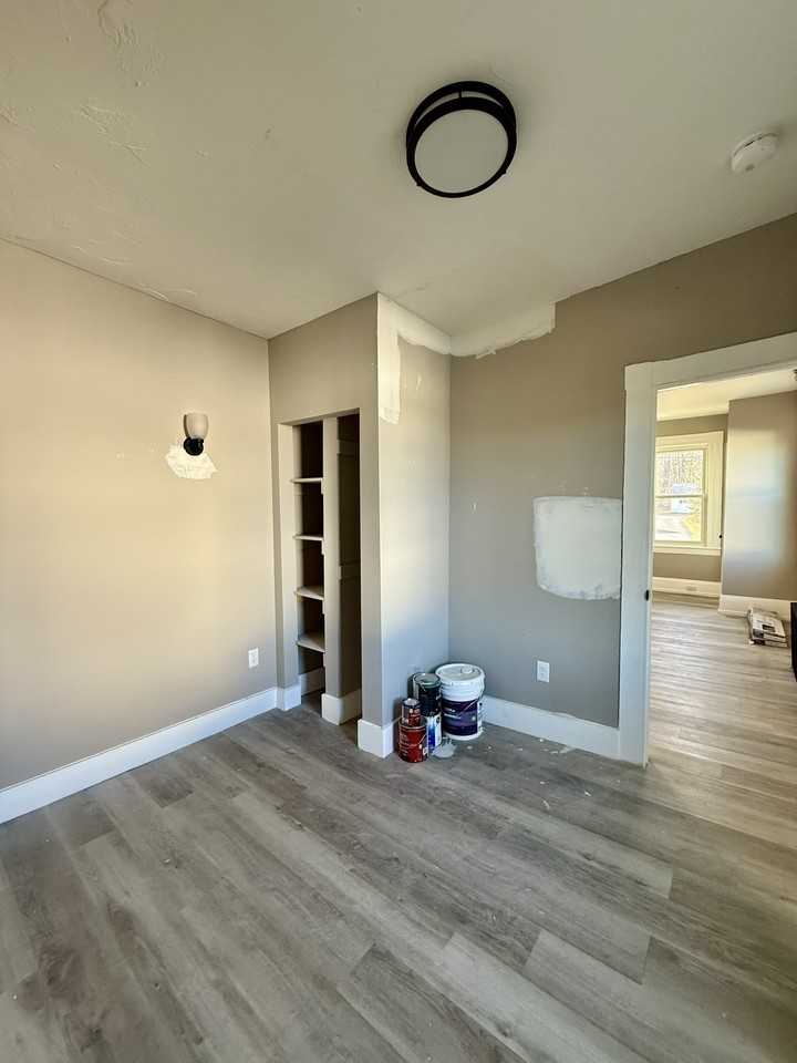 39 Winter St #4 - Photo 6 of 8