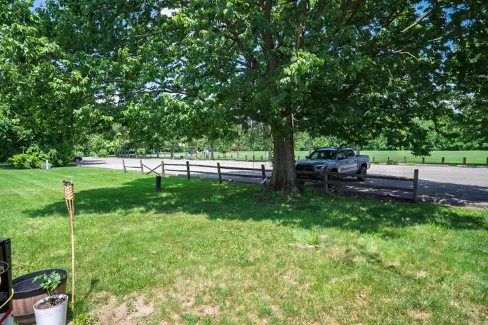 5770 Stormcroft Ave #5770 - Photo 5 of 5