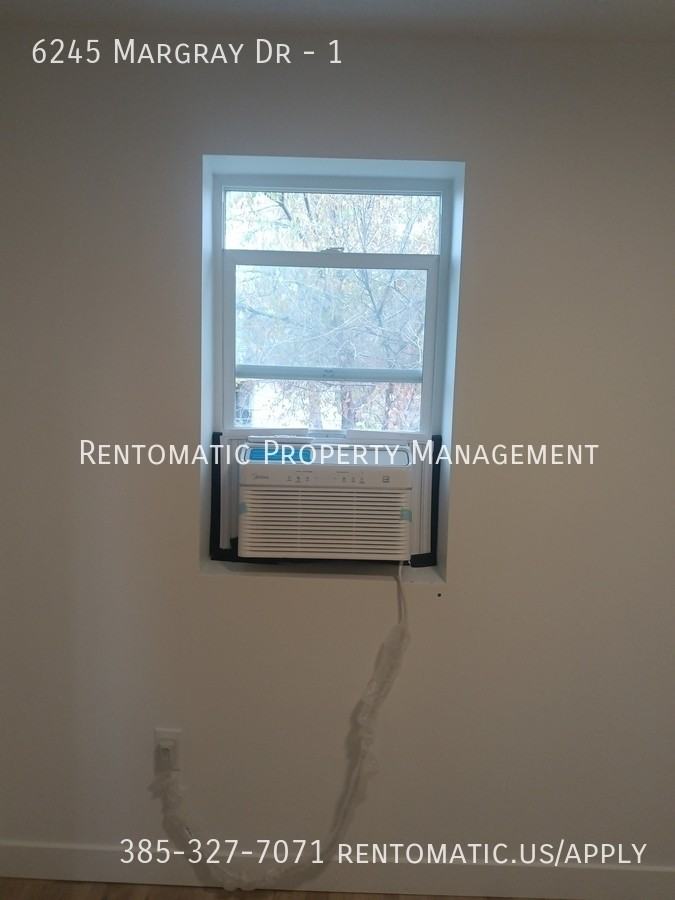 6245 S Margray Dr #1 - Photo 5 of 44